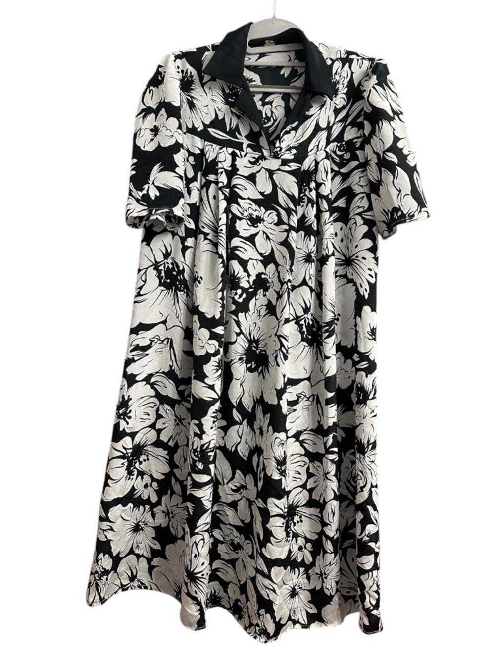 Susi Lee of California Vintage Black & White Floral Short-Sleeve Swing Dress - Picture 2 of 6